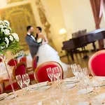 Castello Di Otel Altomonte