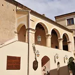 Castello Di Hotel