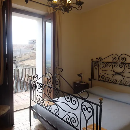 Szálloda Castello Di 5*