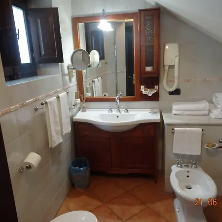 Szálloda Castello Di Altomonte