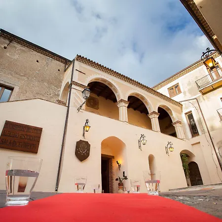 Szálloda Castello Di