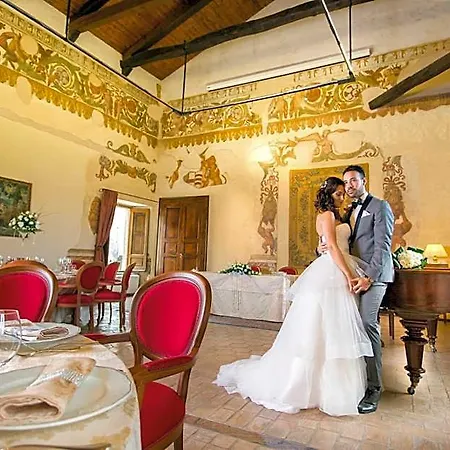 Castello Di Hotel