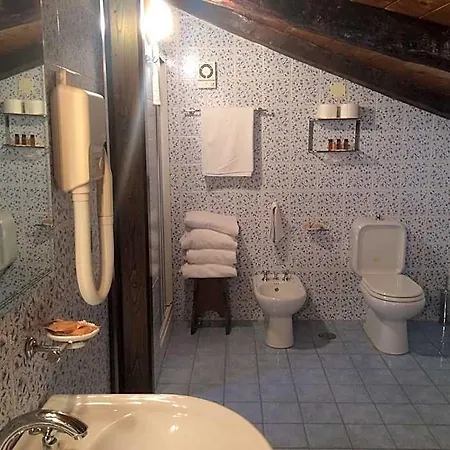 Castello Di Hotel Altomonte