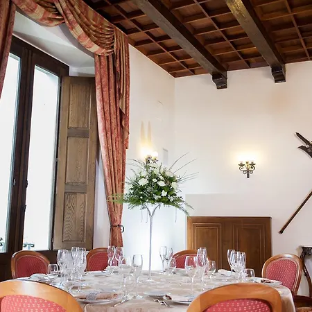 Castello Di 5* Altomonte