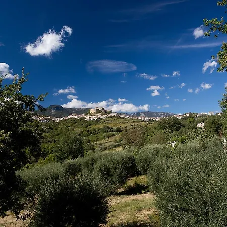 Castello Di Hotel Altomonte