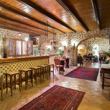 Castello Di Hotel 5*