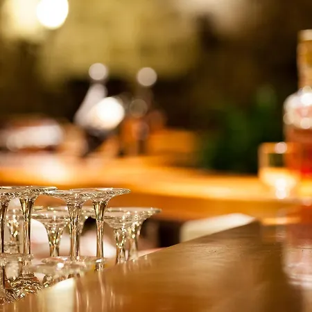 Szálloda Castello Di Altomonte