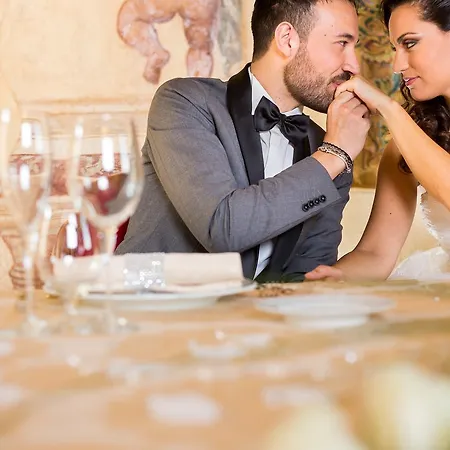 Castello Di Szálloda Altomonte