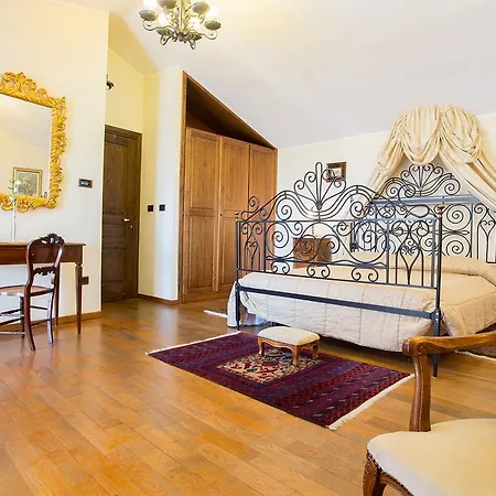 Castello Di Отель 5*