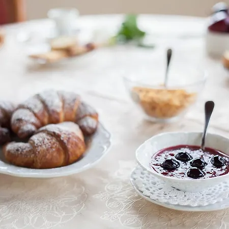 Castello Di Altomonte