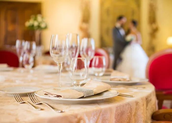 Castello Di 5* 奥托蒙第