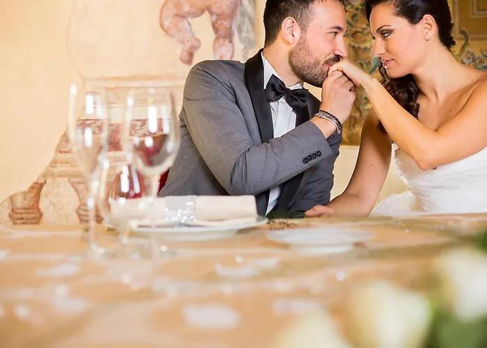 Castello Di 호텔 알토몬테