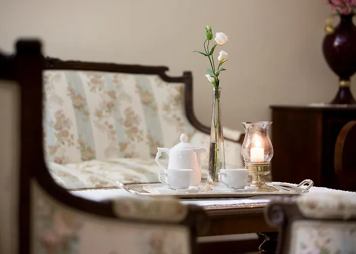 Castello Di 호텔 알토몬테